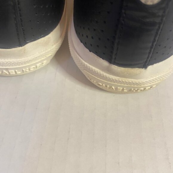 Michael Kors Flat Perforated Slip On Women's Shoes, size 8.5 - Picture 7 of 8